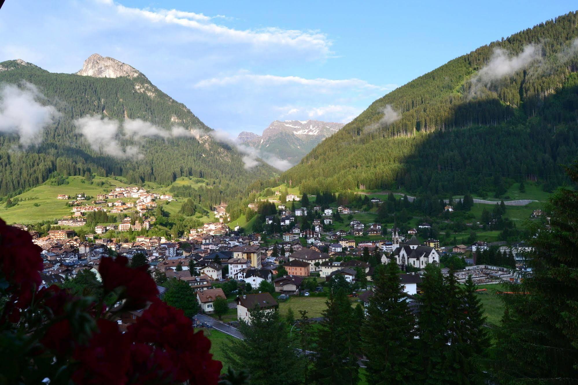 Monza Dolomites Hotel Moena Exterior foto